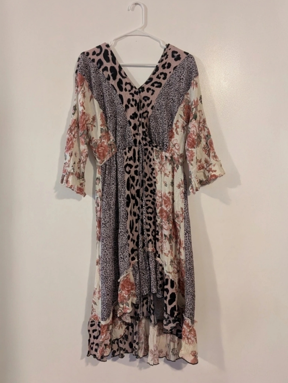 GiGio USA Floral & Leopard Print V-Neck Midi Dress - Cream & Brown